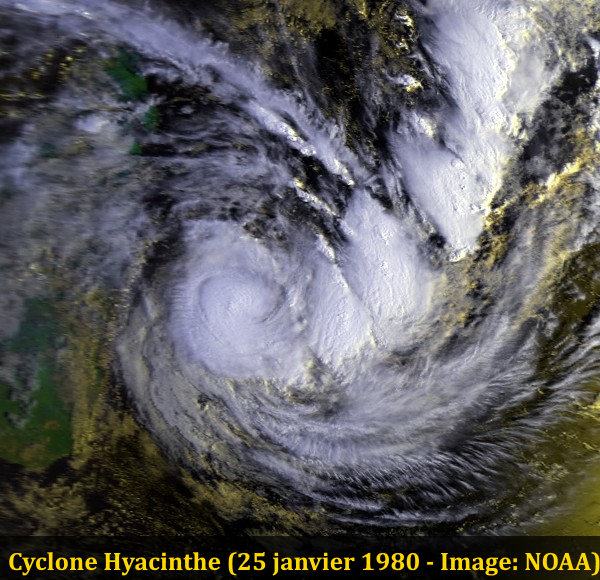 Photo satellite du cyclone Hyacinthe