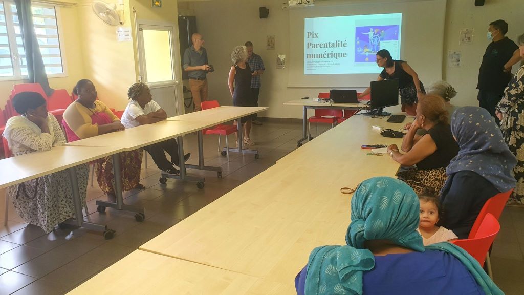 Présentation de Pix Parentalité numérique