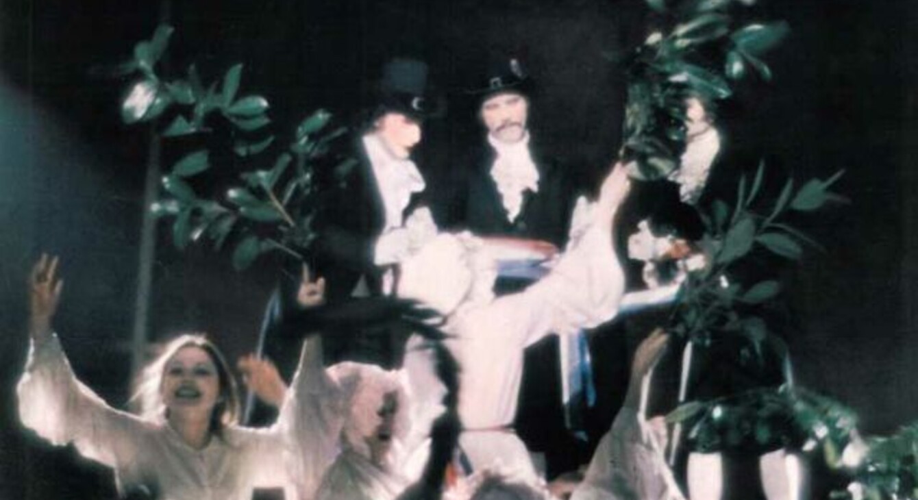 https://www.theatre-du-soleil.fr/fr/notre-theatre/les-films/1789-1974-228