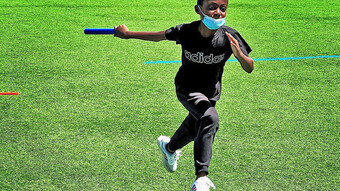 Elève faisant du sport